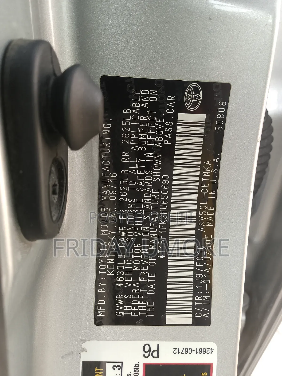 Toyota Camry LE 4dr Sedan (2.5L 4cyl 6A) 2017 Silver