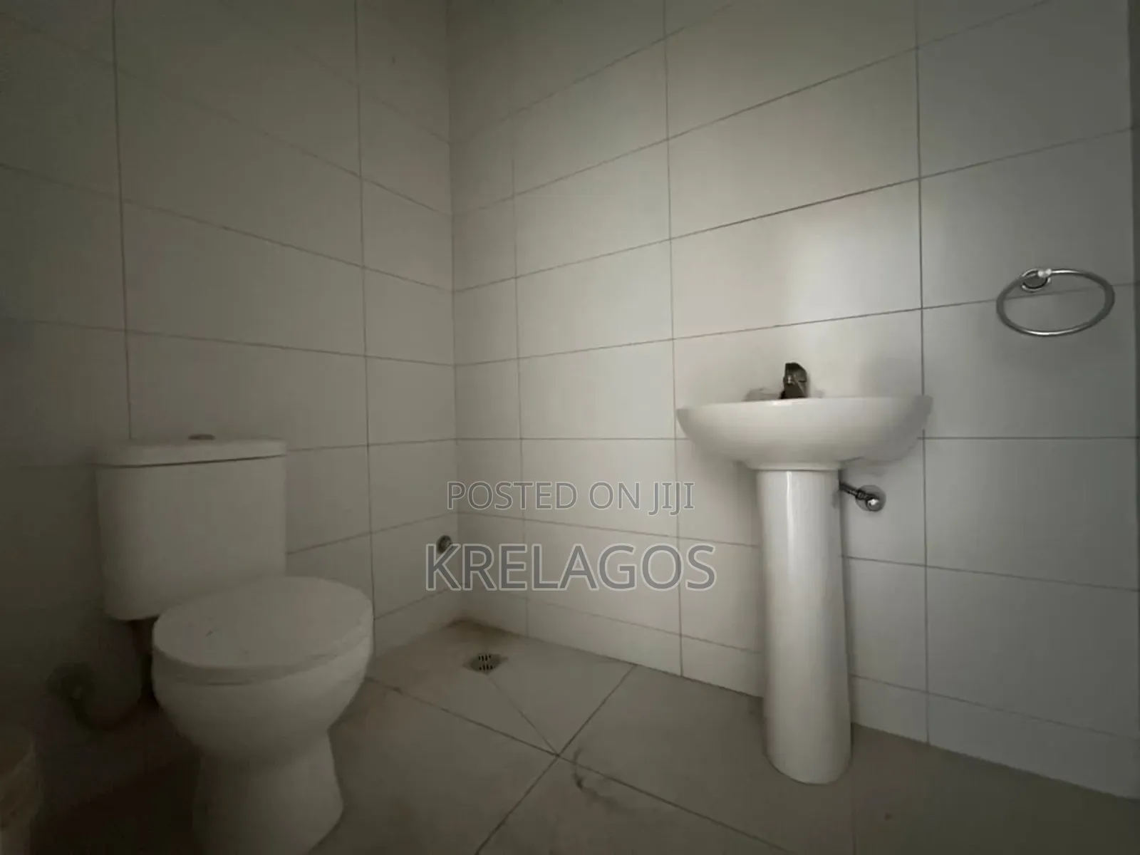 3bdrm Apartment in Ikate for rent