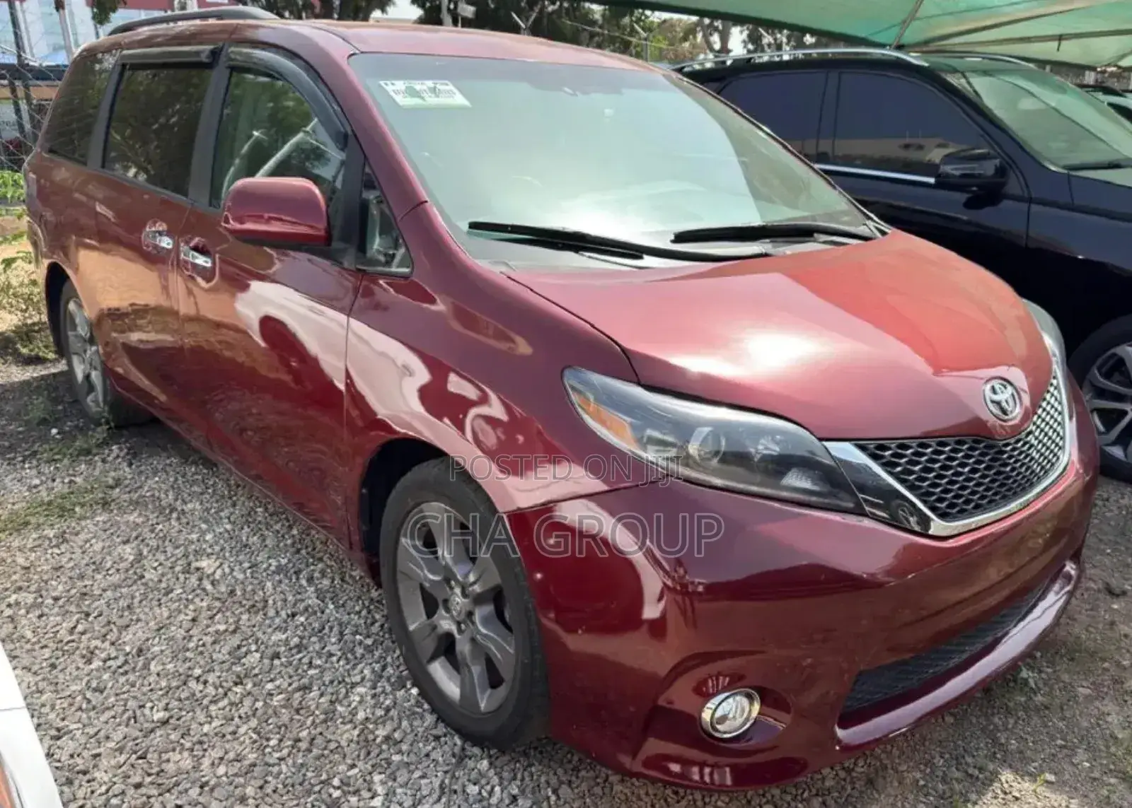 Toyota Sienna XLE Premium 7-Passenger 4dr Minivan AWD (3.5L 6cyl 6A)