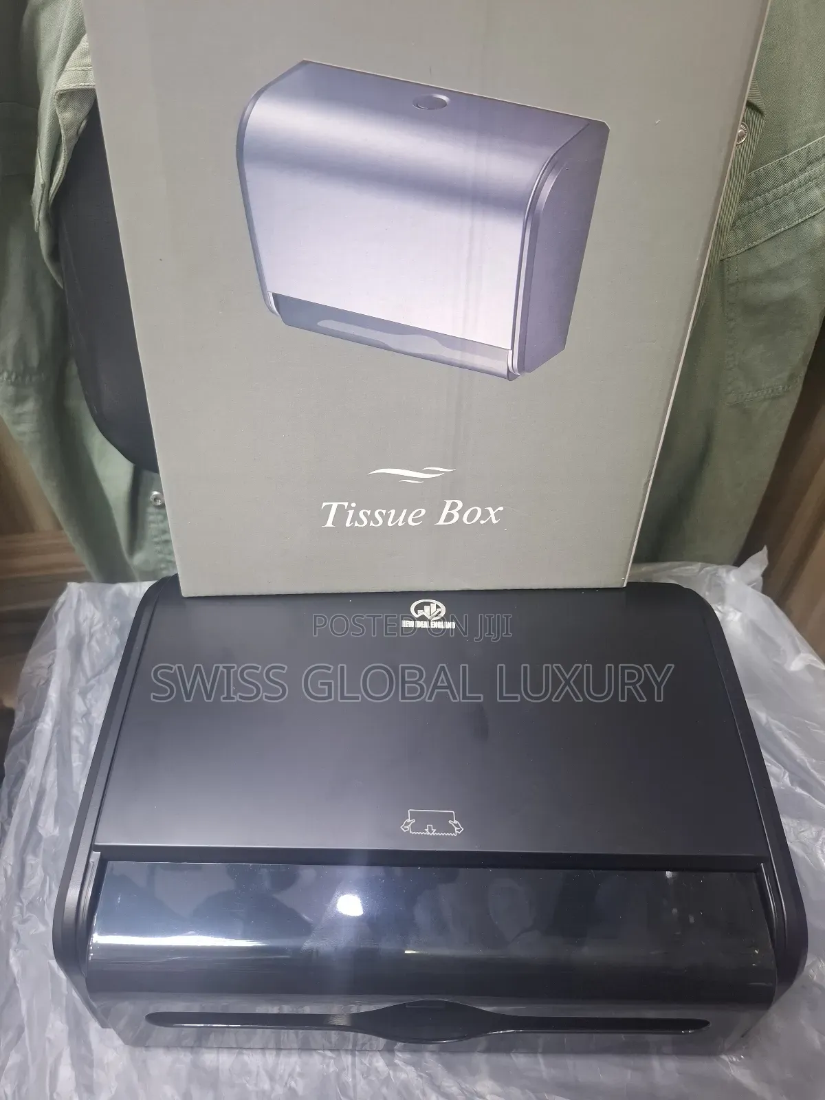 Plastic Tissue Box Holder