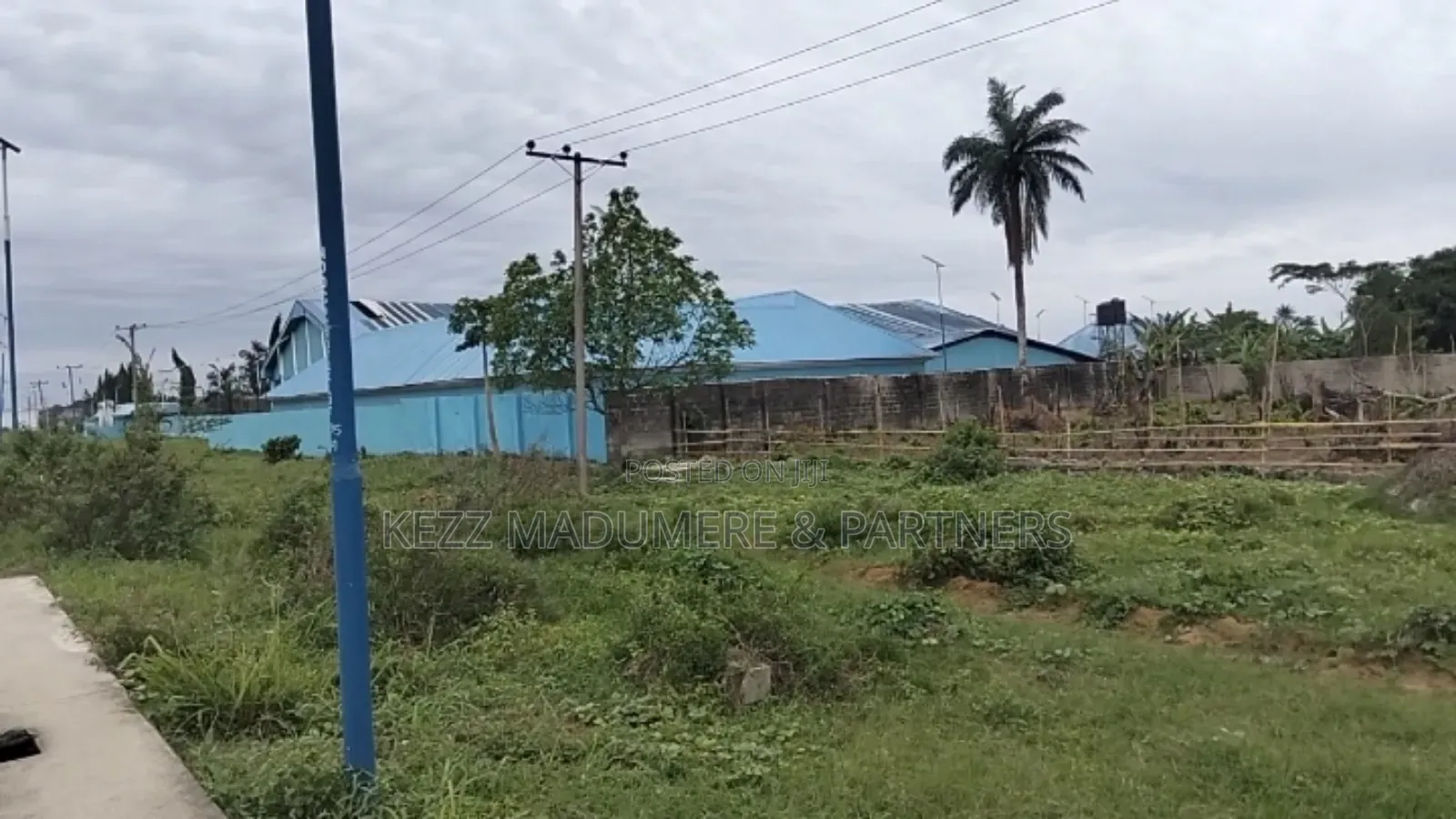 For Sale : 2 1⁄2 Plots Close to Emarid Sch. Eneka Igwuruta , Ph