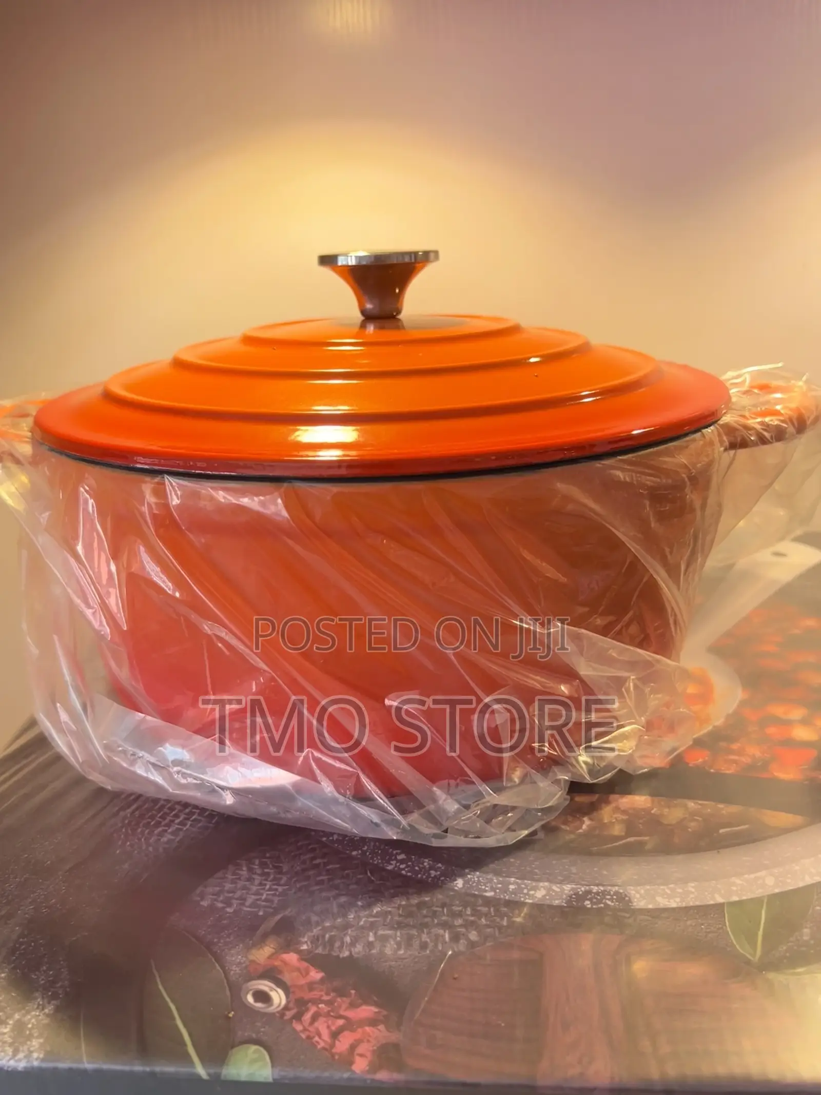 Single Cast-Iron Pot