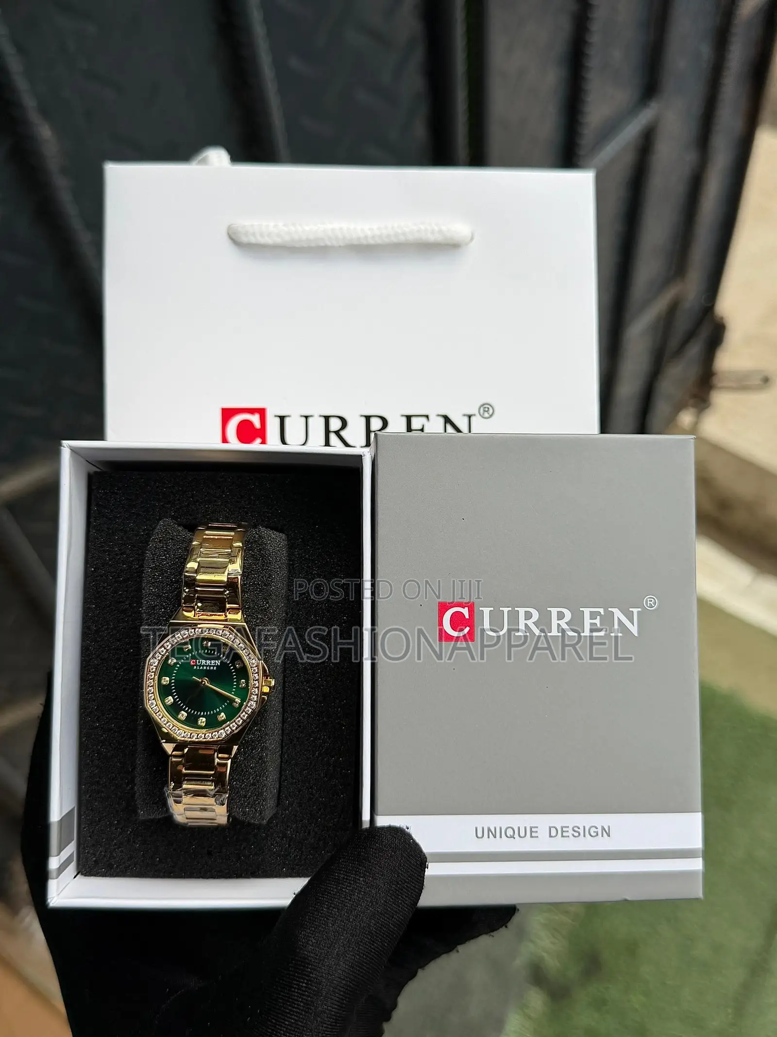 Curren Feminine Wristwatch Octagon Style