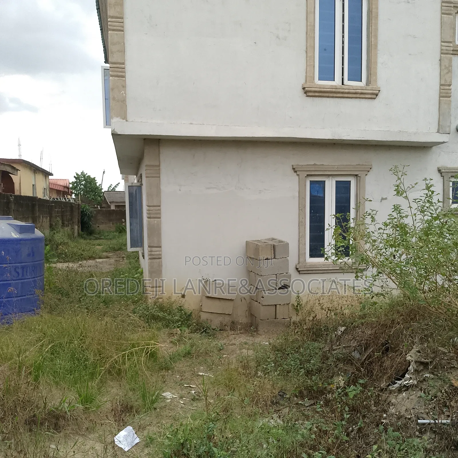 8bdrm Block of Flats in Bola Oyewo, Ifako-Ogba for sale