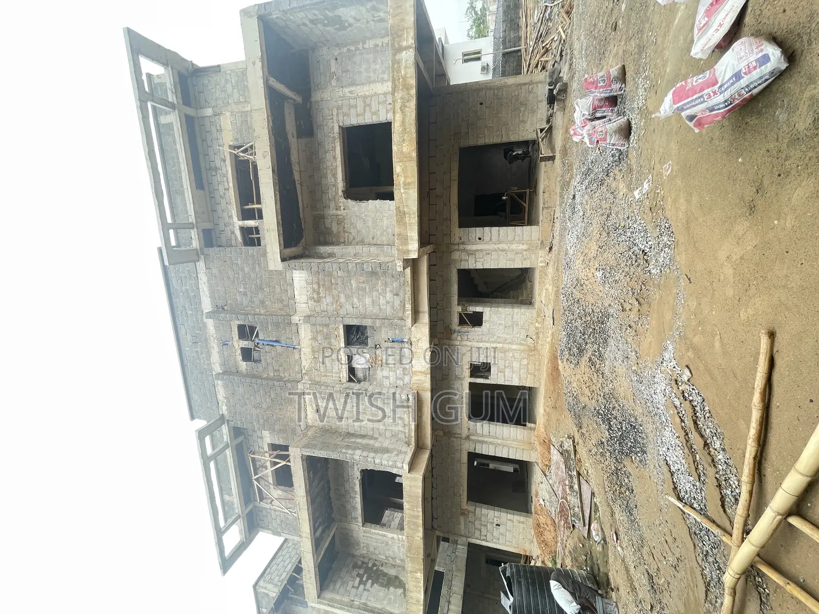 5bdrm Duplex in Garki 2 for sale