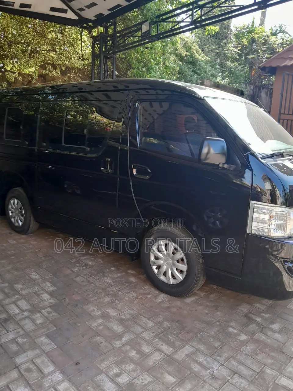 Toyota Hummer Bus for Hire