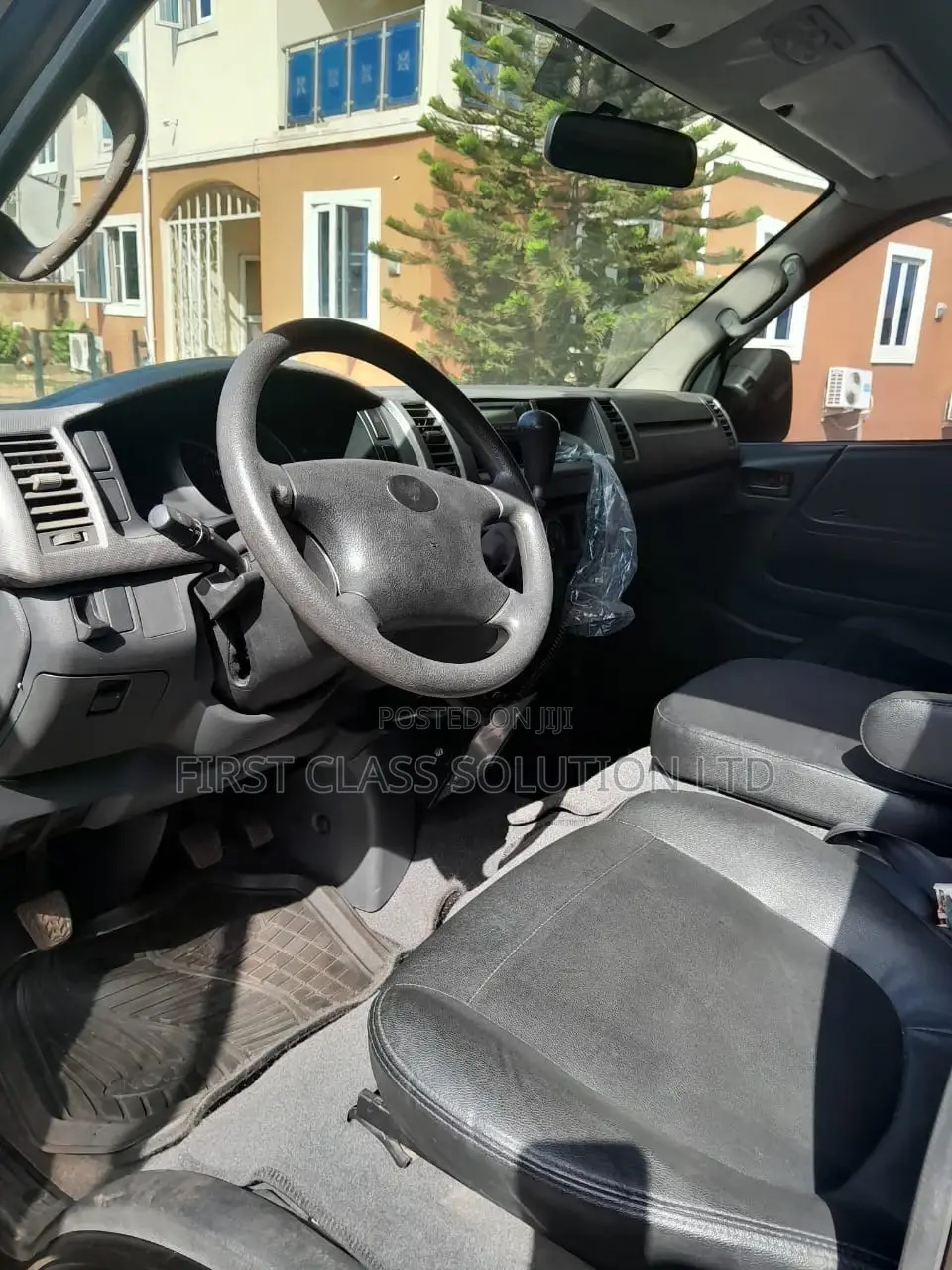 Toyota Hummer Bus for Hire
