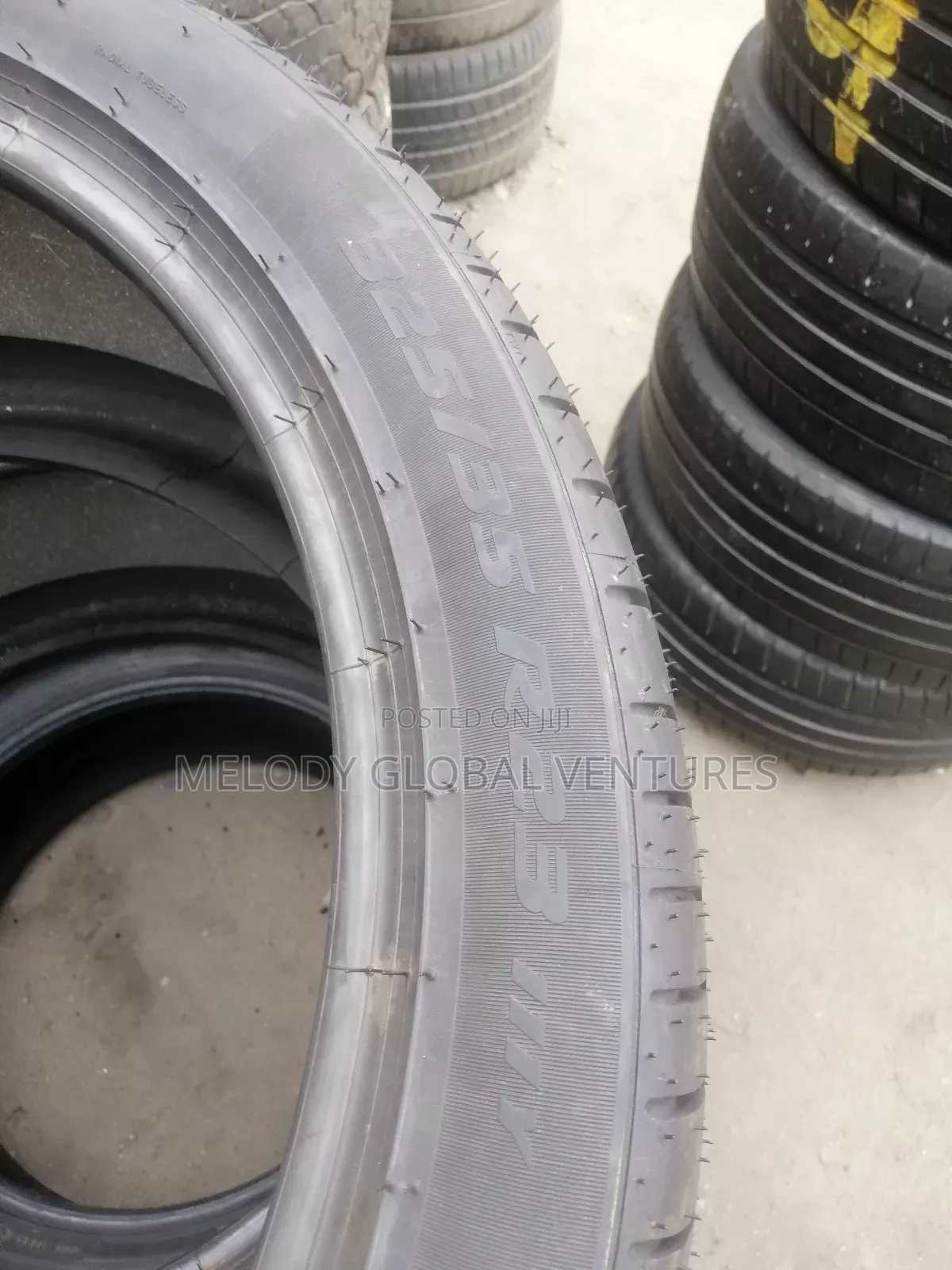 325/35r23, Pirelli Tyres ,Made in Usa