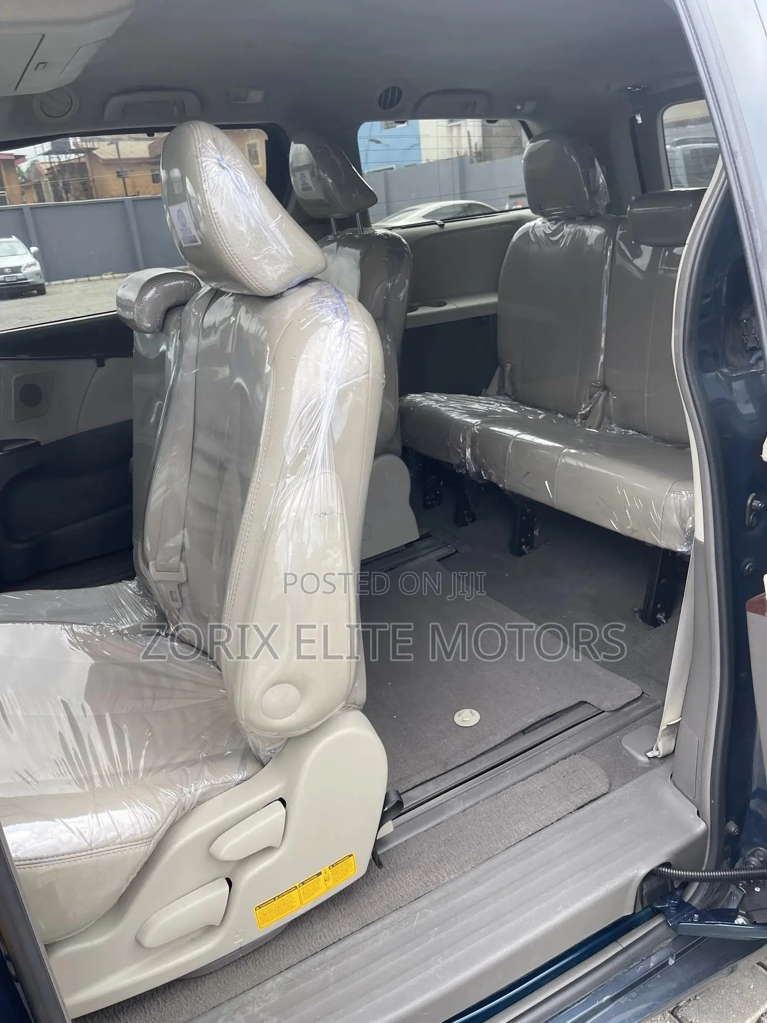 Toyota Sienna 7 Passenger 2011 Blue