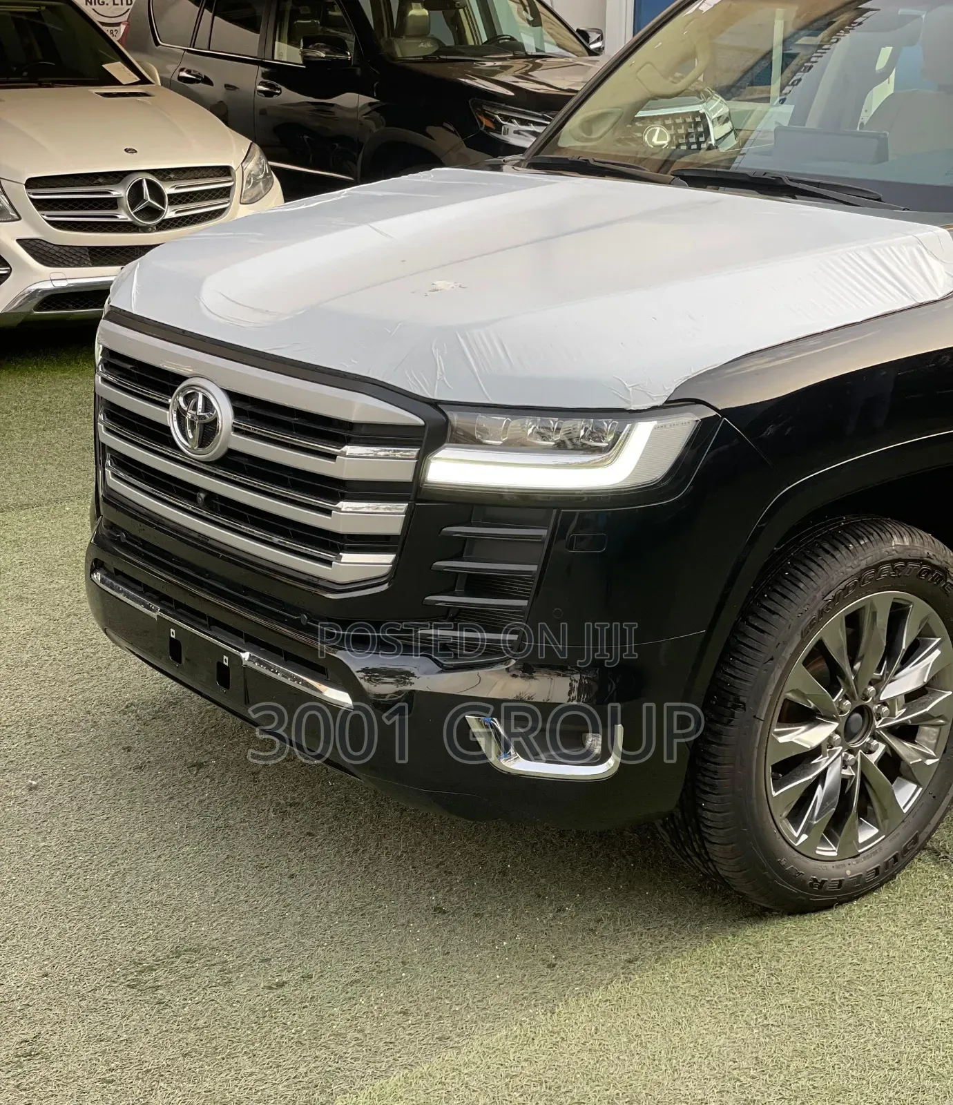 New Toyota Land Cruiser LC300 2025 Black
