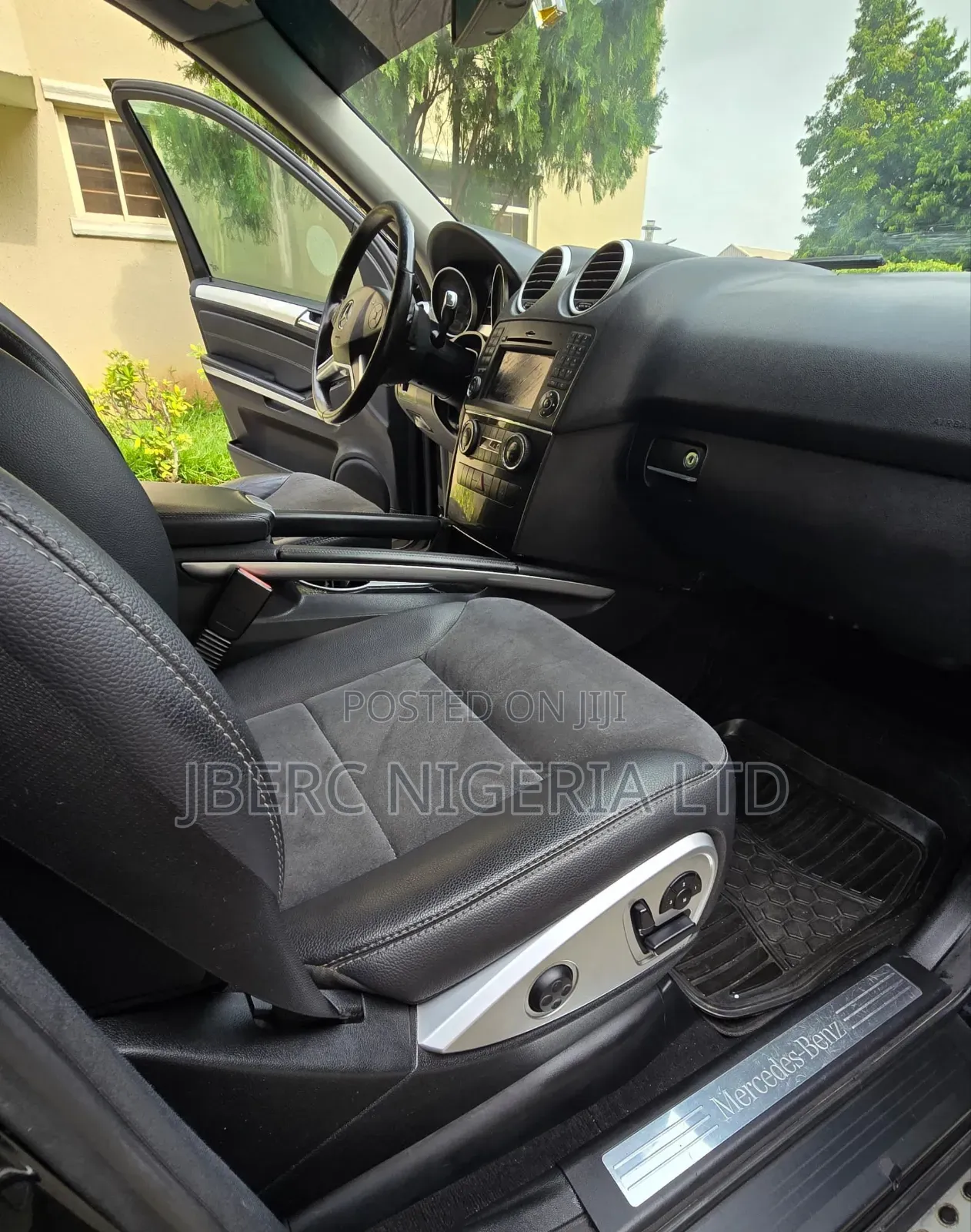 Mercedes-Benz M Class 2011 Black