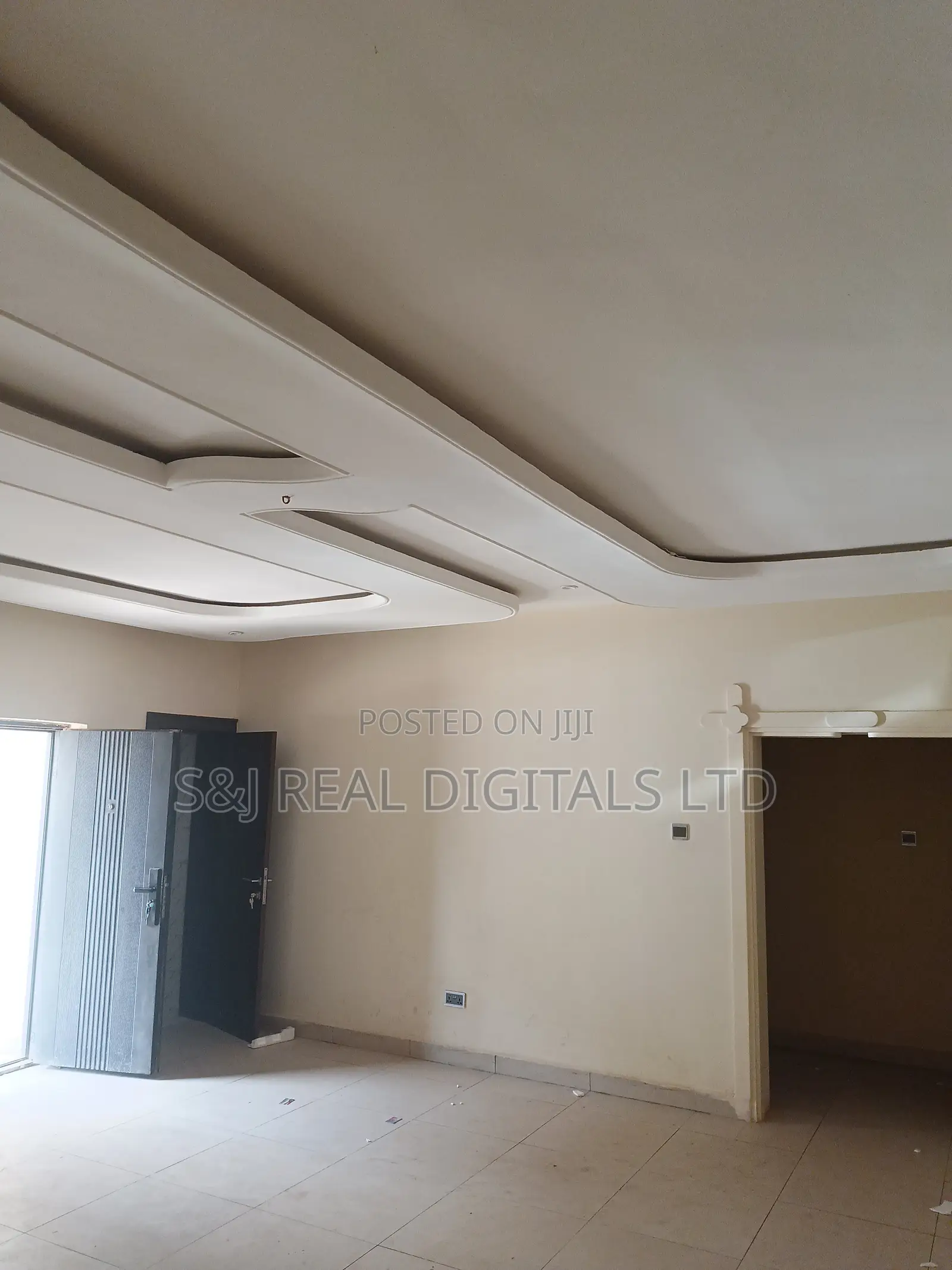 3bdrm Apartment in Life Camp for rent