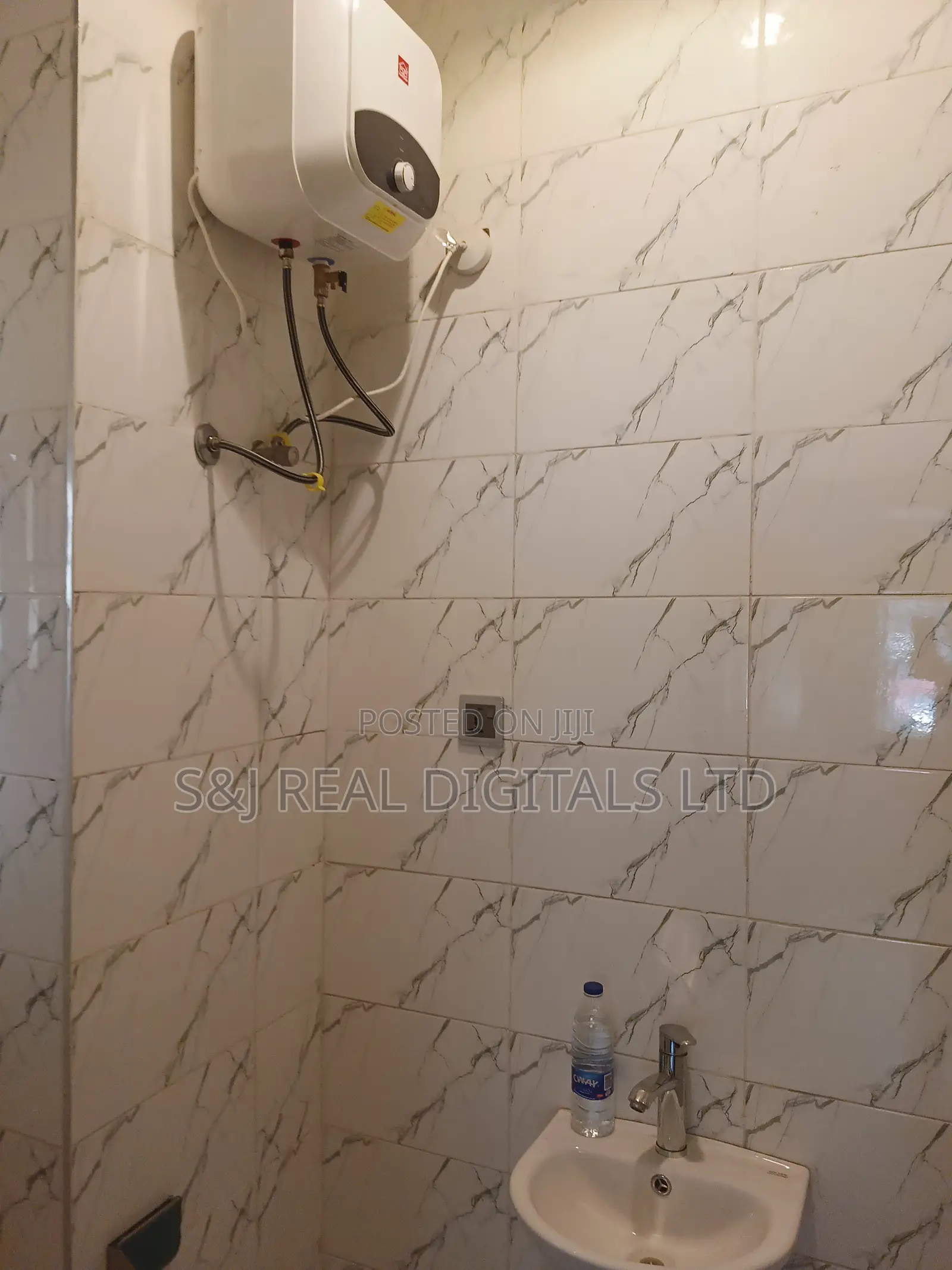 3bdrm Apartment in Life Camp for rent