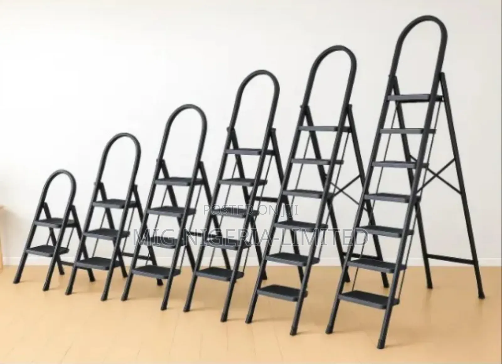 5 Step Ladder Anti-skid Strong Metal Black Colour For Home, Office