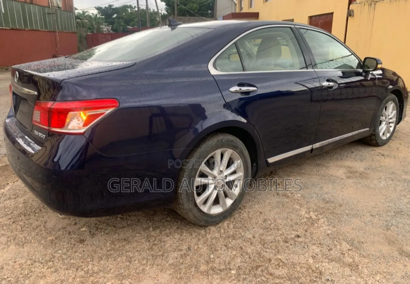 Lexus ES 350 2012 Blue