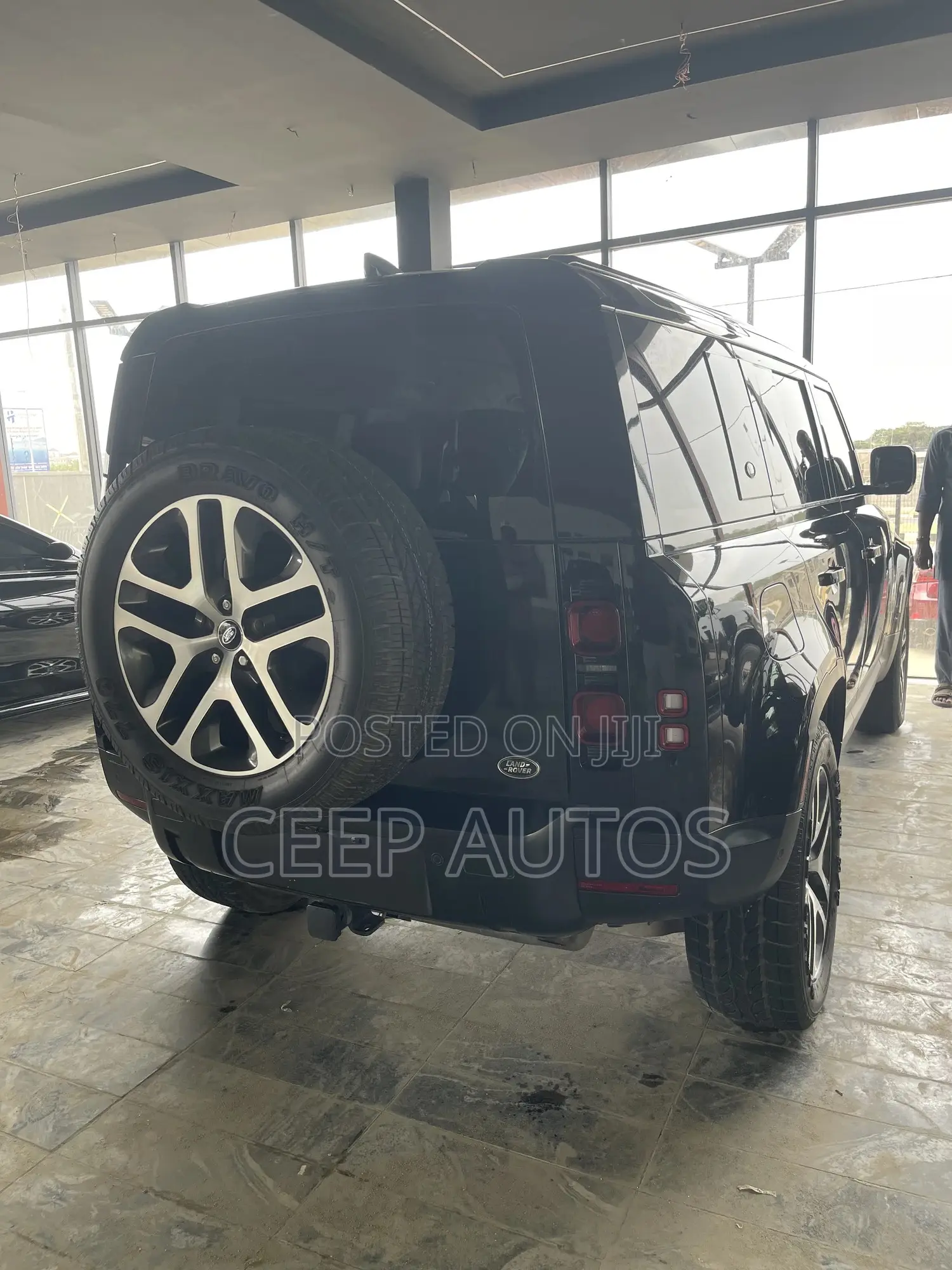 Land Rover Defender 2021 Black