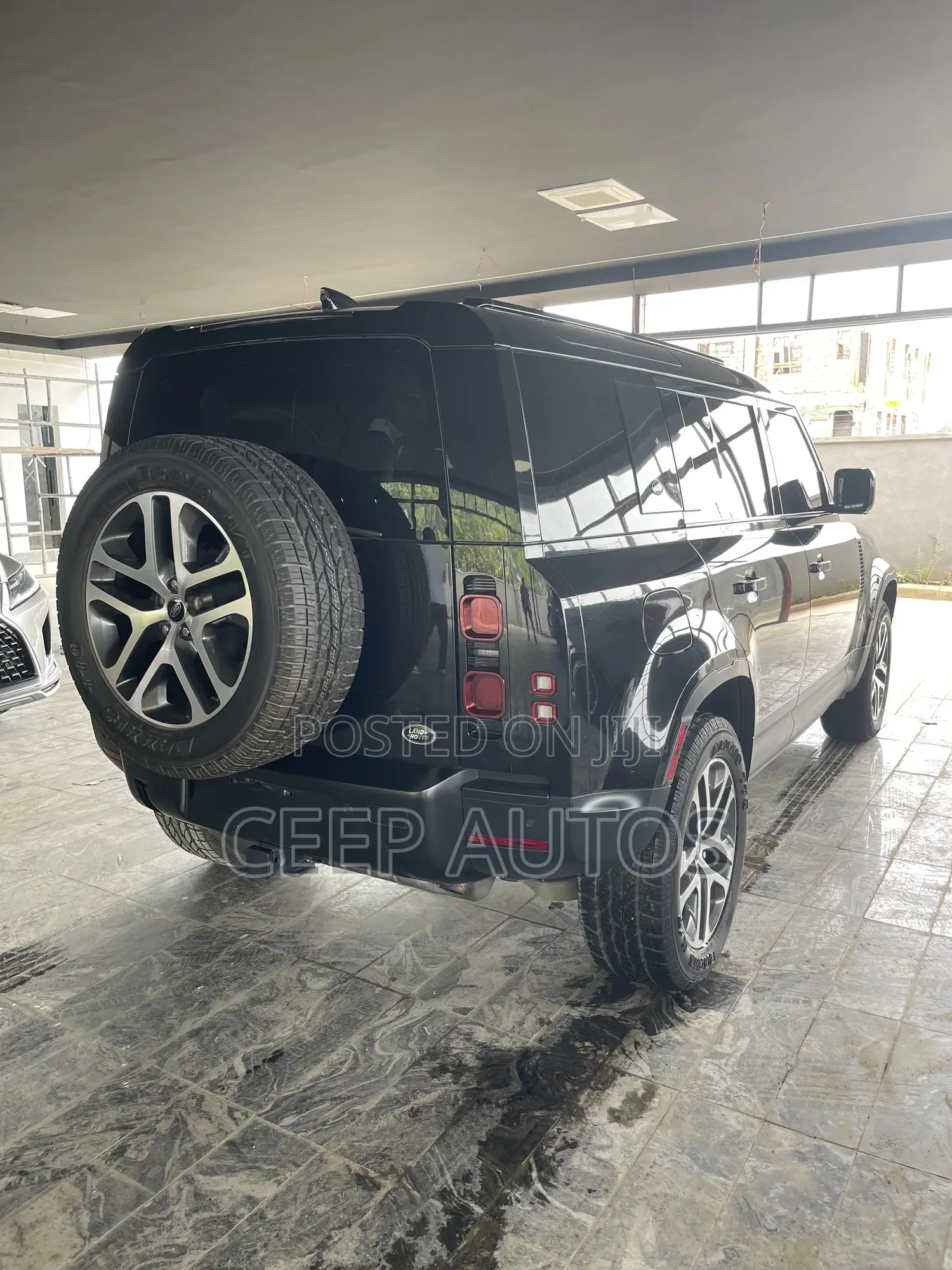 Land Rover Defender 2021 Black