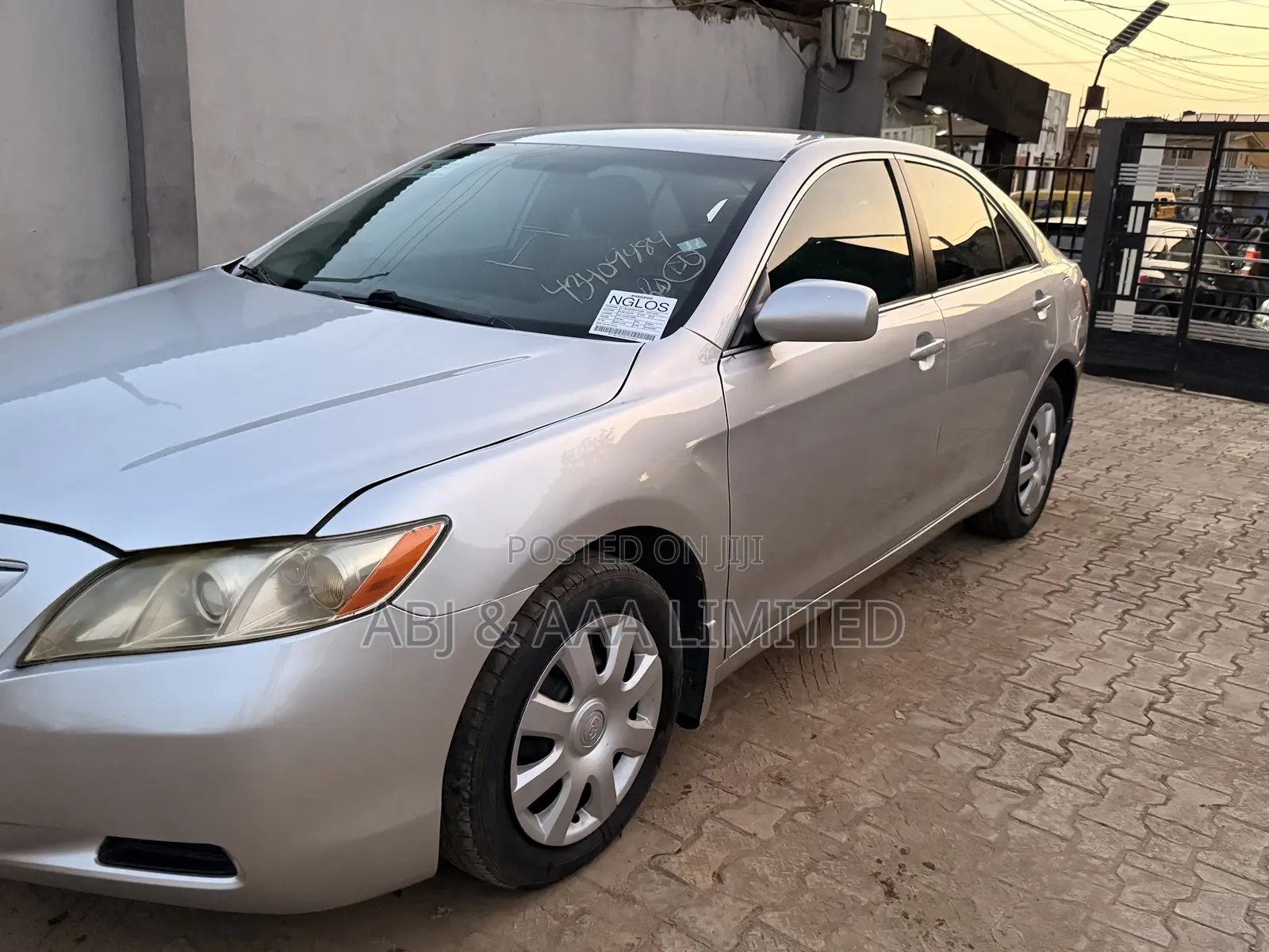 Toyota Camry LE 4dr Sedan (2.4L 4cyl 5A) 2009 Silver