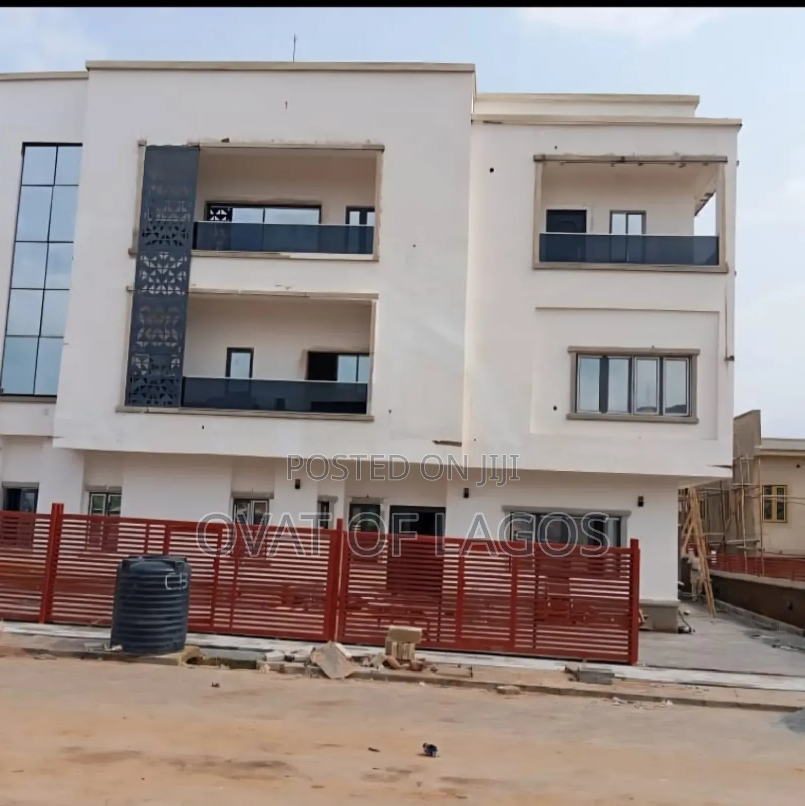 5bdrm Duplex in Asokoro for sale