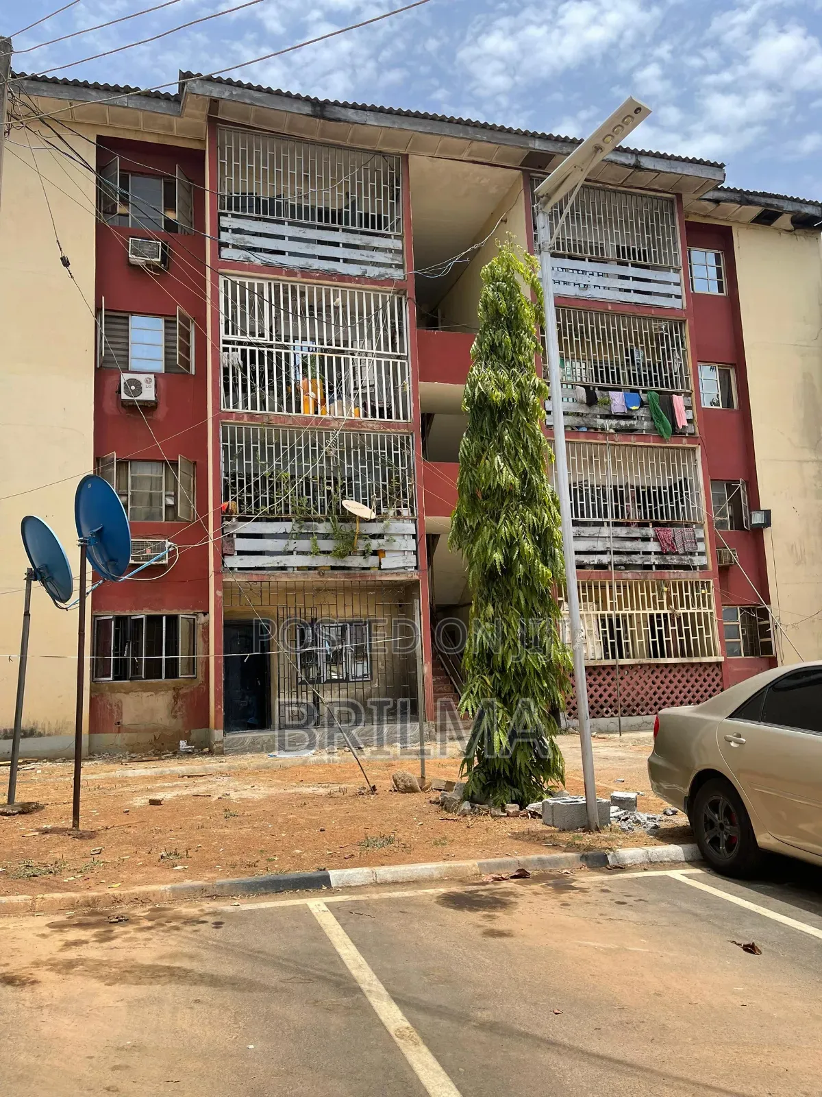 3bdrm Block of Flats in Zone 3 / Wuse for sale
