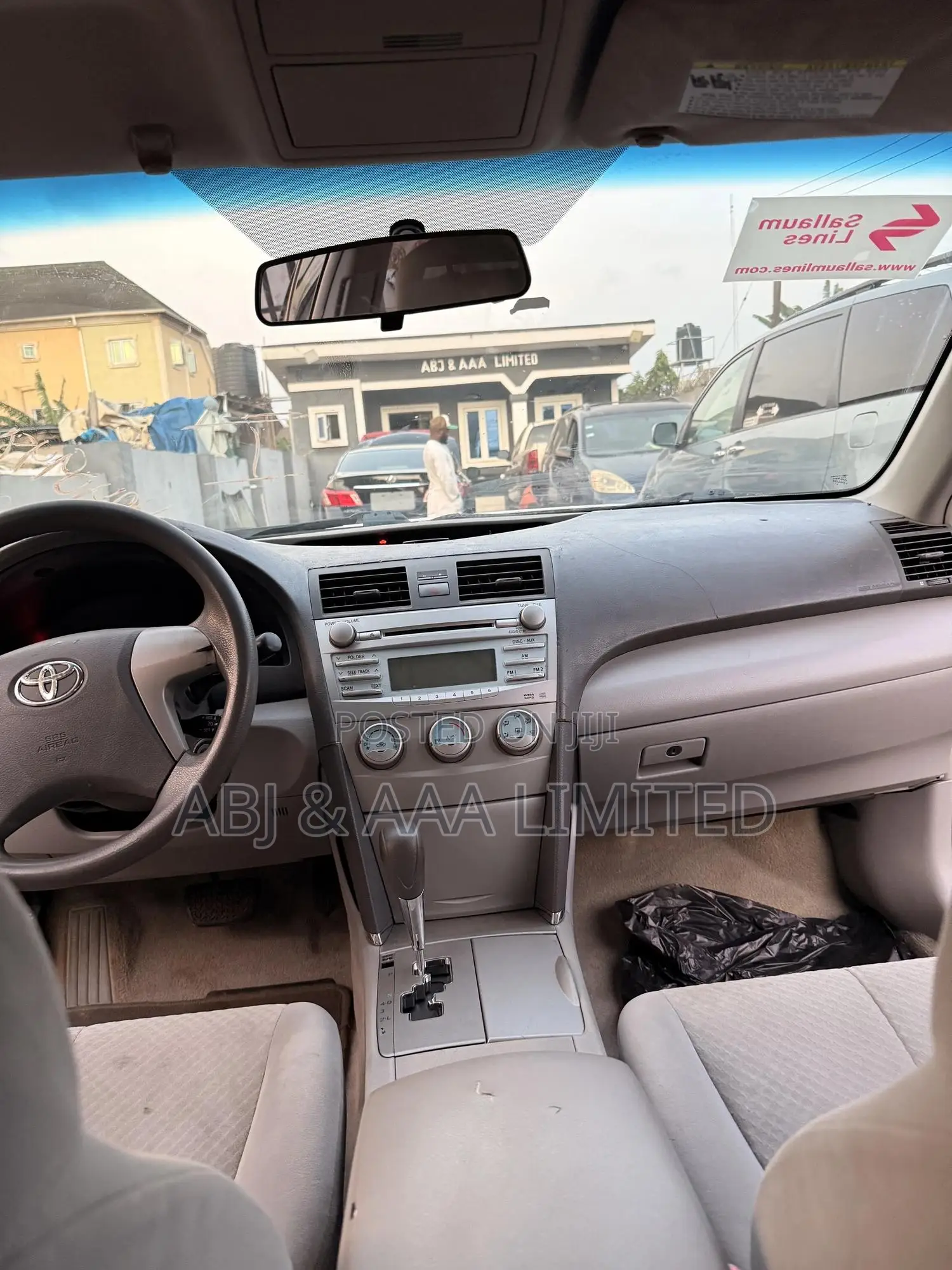 Toyota Camry LE 4dr Sedan (2.4L 4cyl 5A) 2009 Silver