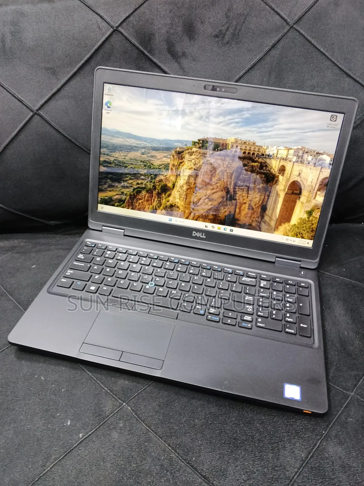 Laptop Dell Latitude 5590 8GB Intel Core i5 SSD 256GB