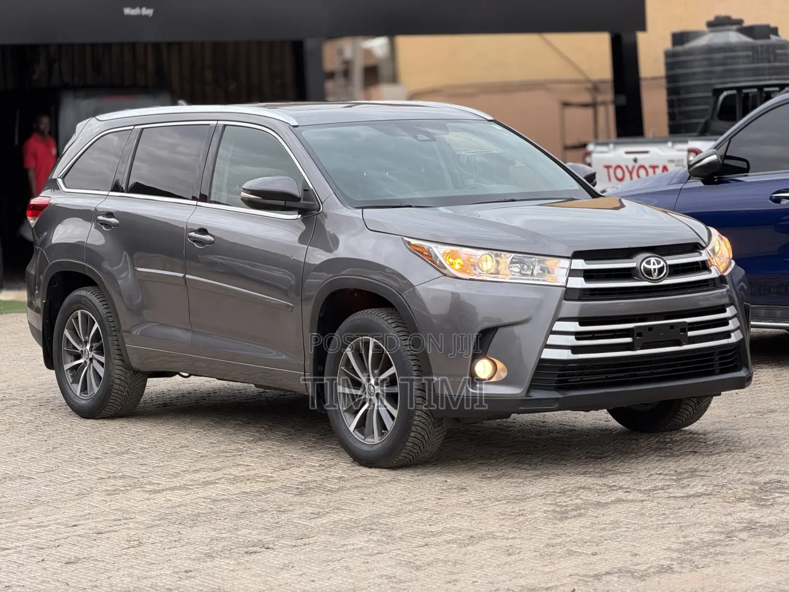 Toyota Highlander Limited 4x4 V6 (3.5L 6cyl 8A) 2018 Gray