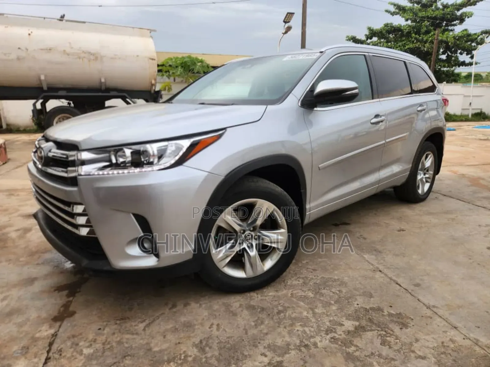 Toyota Highlander 2018 Silver