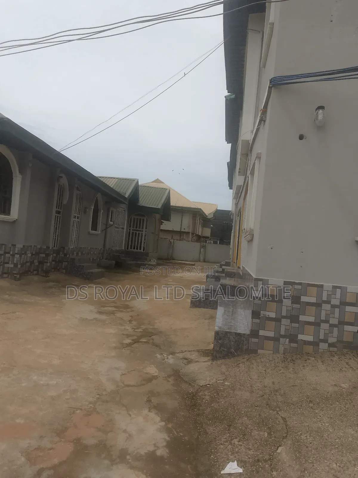 3bdrm Block of Flats in Benin City for sale