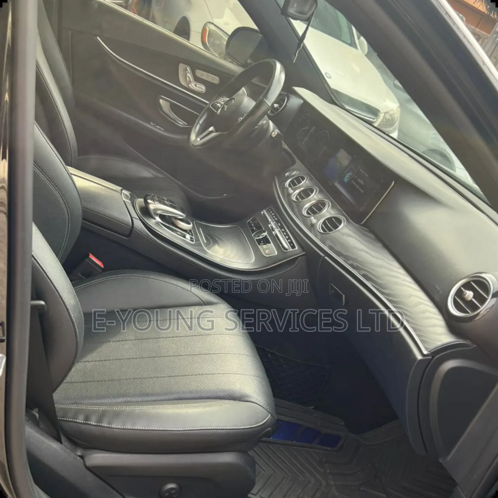 Mercedes-Benz E300 2019 Black