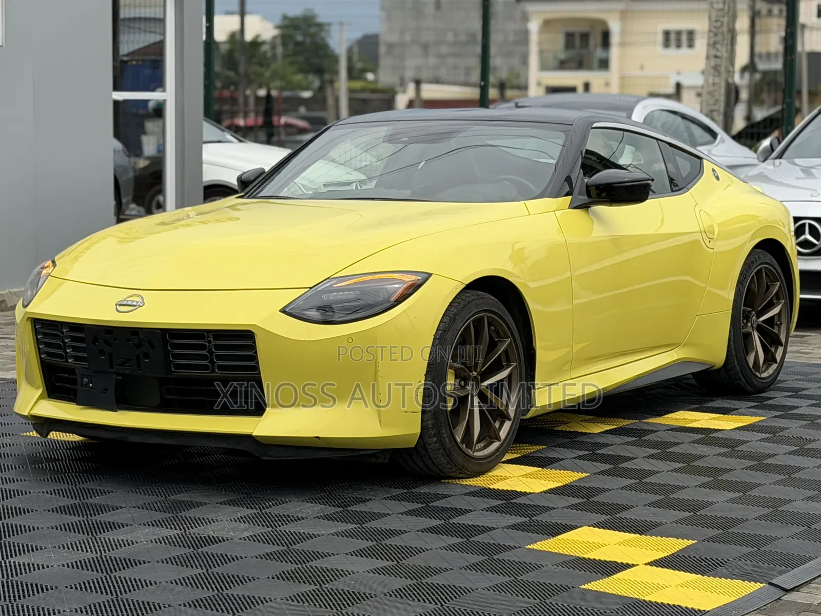 Nissan 370Z 2024 Yellow