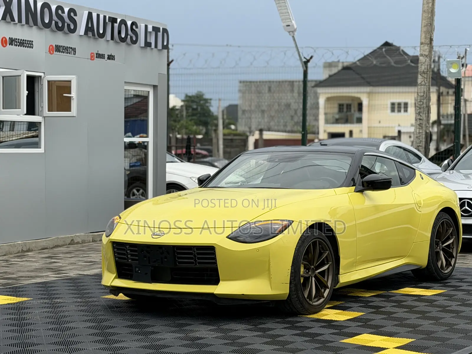 Nissan 370Z 2024 Yellow