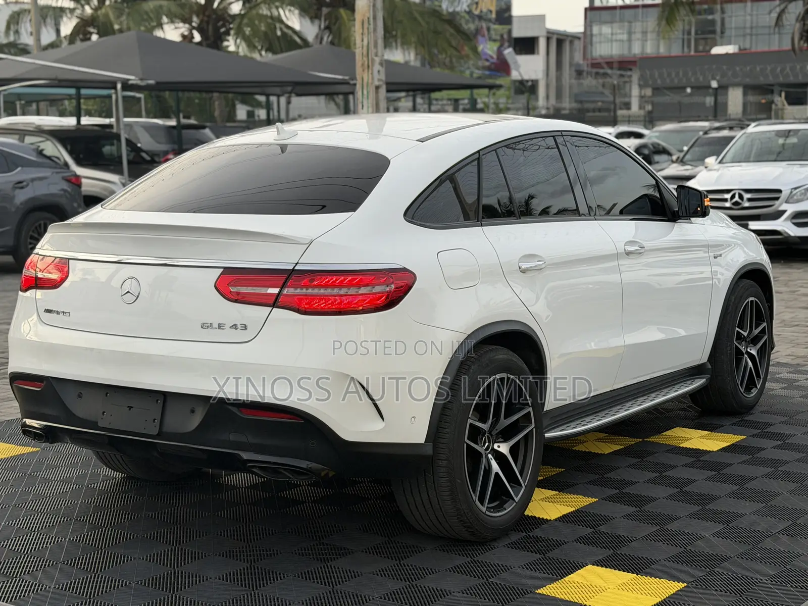 Mercedes-Benz GLE-Class AMG GLE 43 4MATIC 2017 White