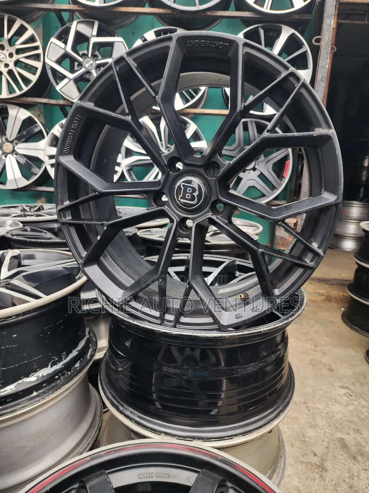 18inch Spider Design Rim.