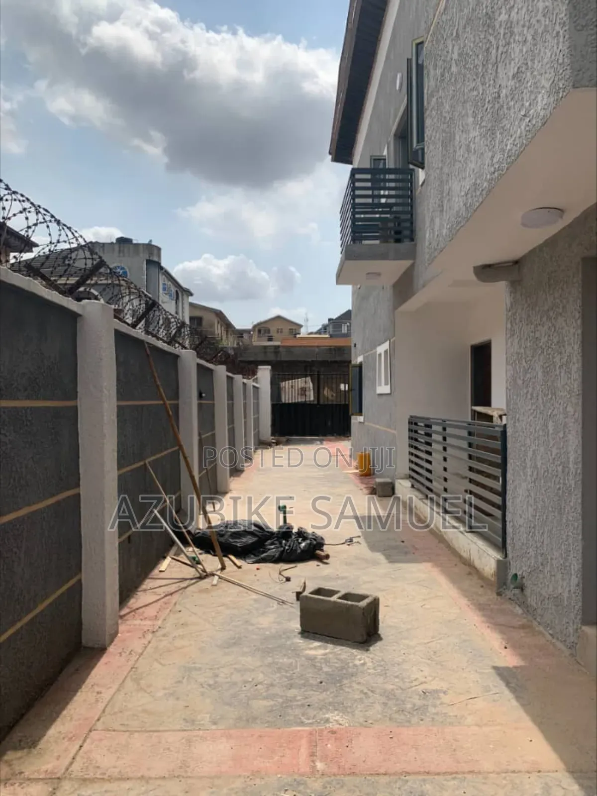 Furnished 3bdrm Block of Flats in Olowora, Omole Phase for rent