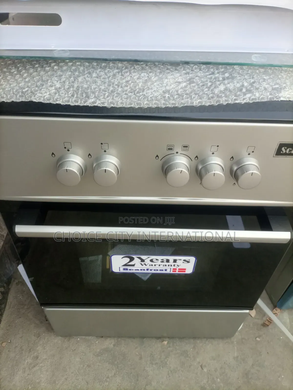 Scanfrost Four Burner Gas With Oven