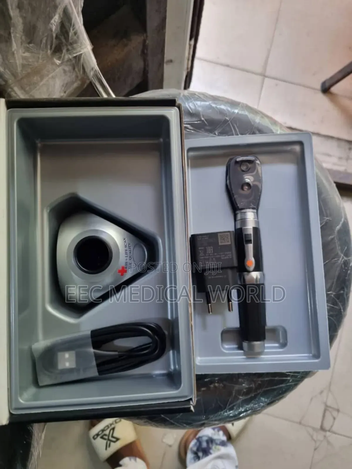 Rechargeable Ophthalmoscope