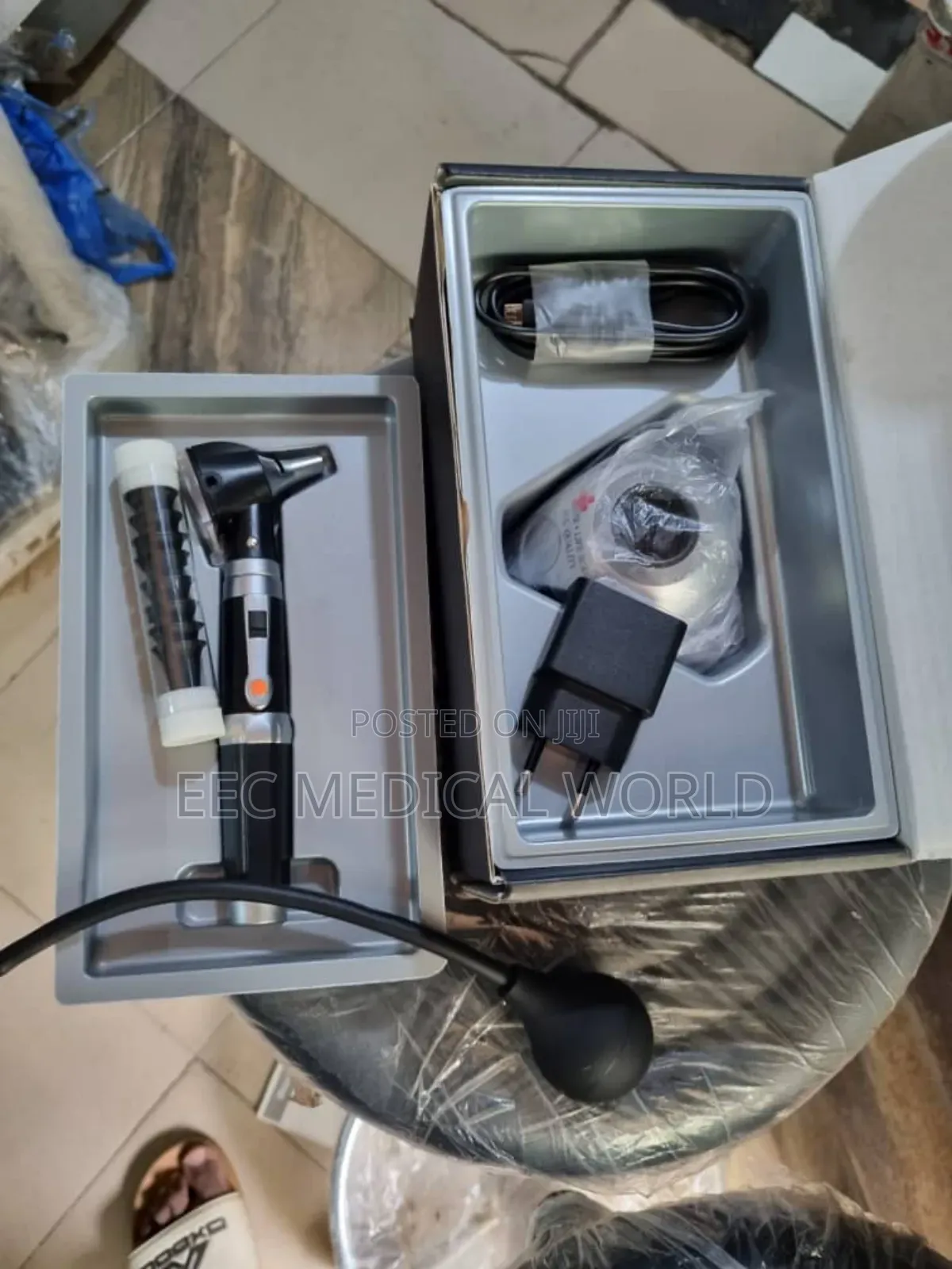 Rechargeable Ophthalmoscope