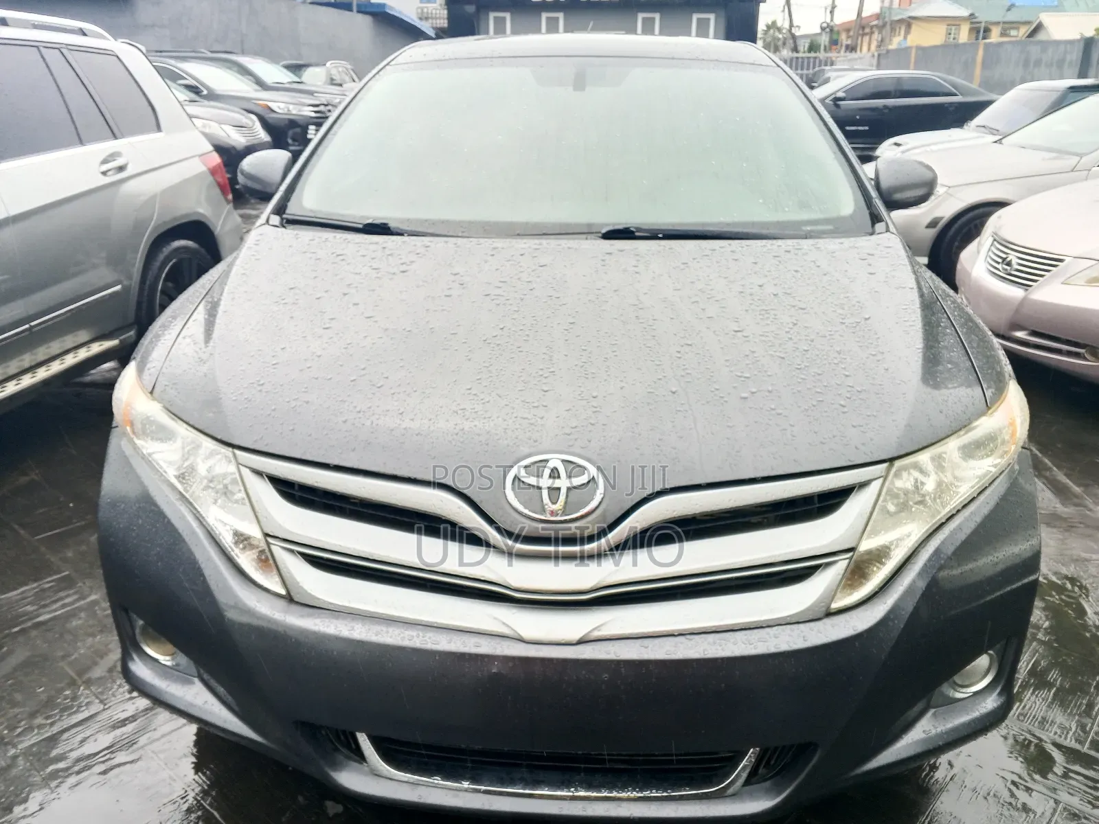 Toyota Venza XLE 2011 Gray