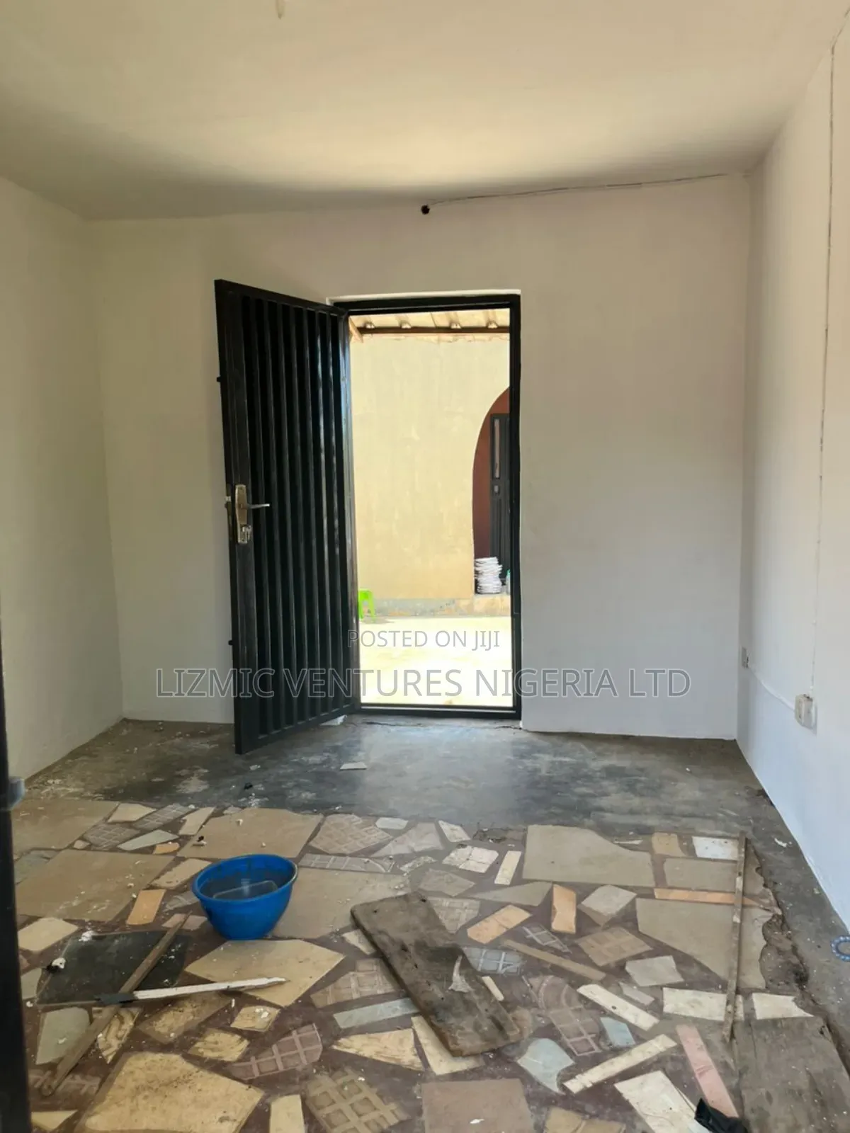 Shop Tolet