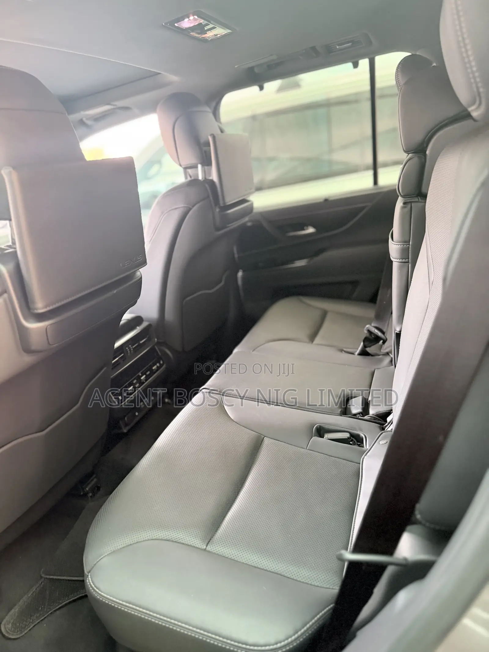 Lexus LX LX 600 2023 Gold
