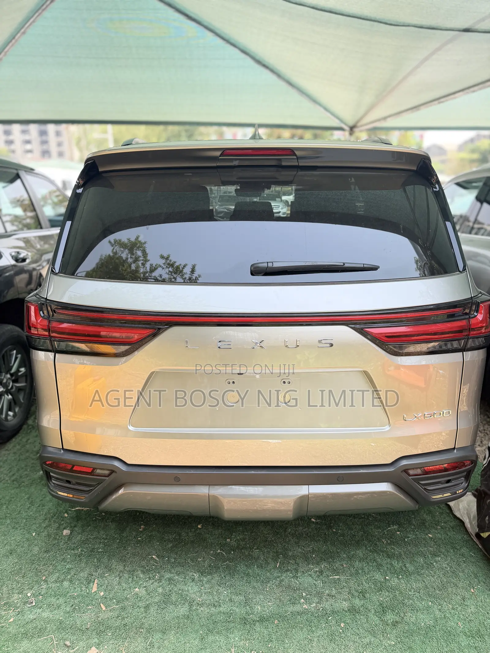 Lexus LX LX 600 2023 Gold