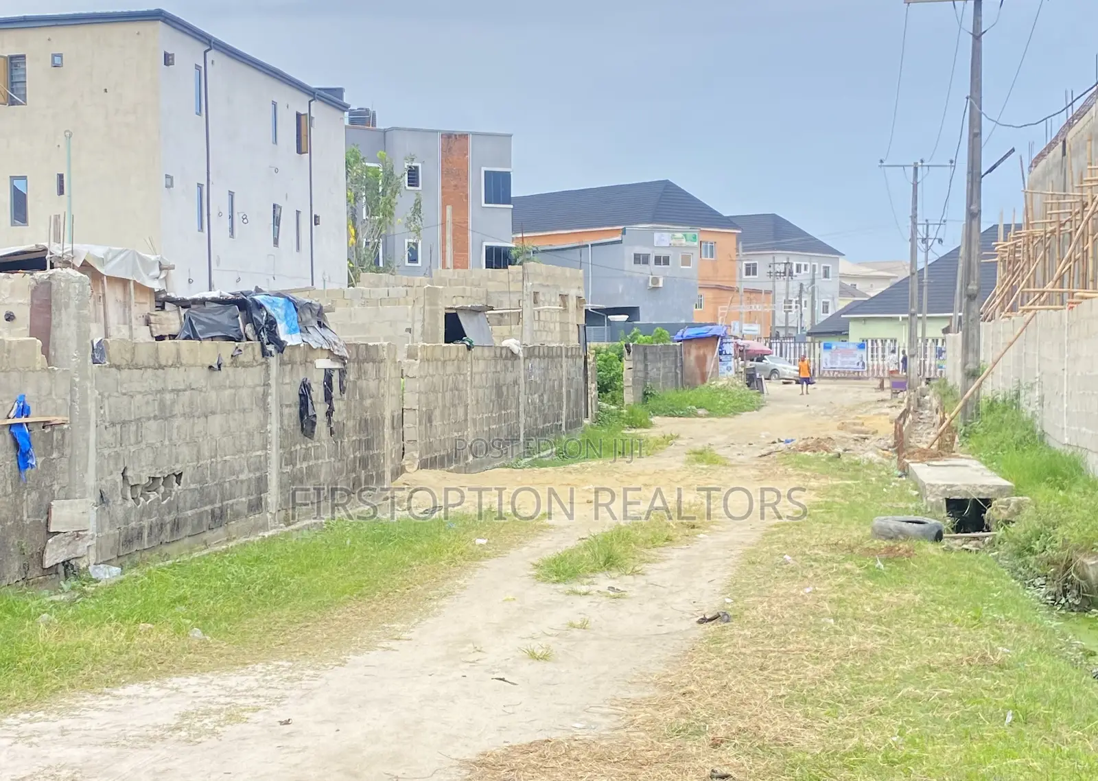 Half Plot of Land Measuring 300sqm at Thera Annex Estate Sangotedo