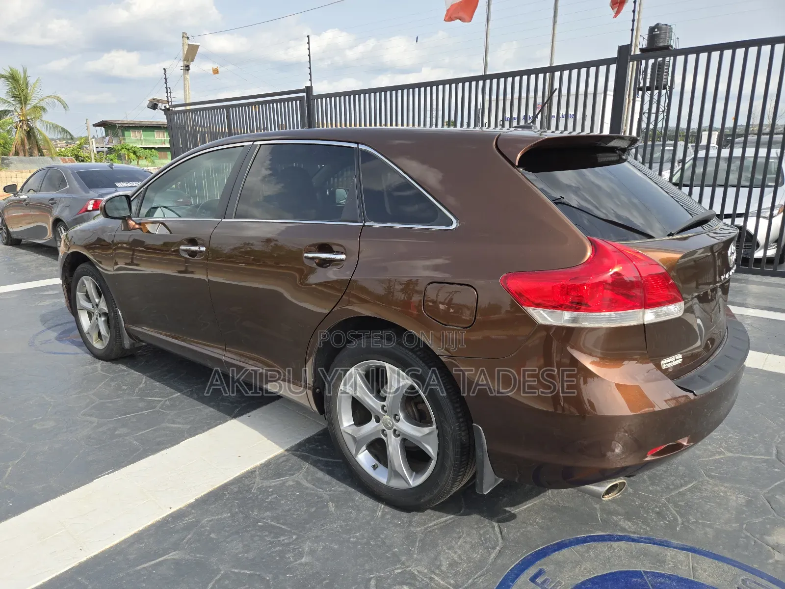 Toyota Venza V6 AWD 2011 Brown