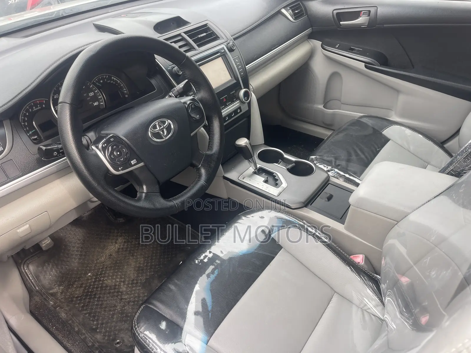 Toyota Camry LE 4dr Sedan (2.5L 4cyl 6A) 2013 Silver