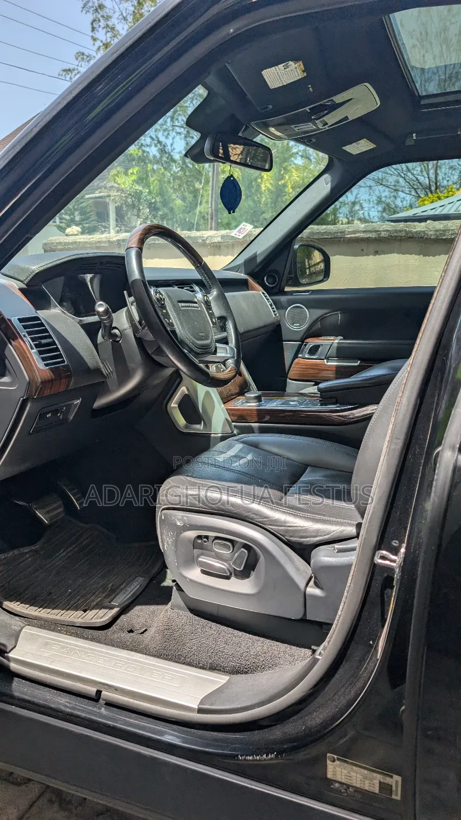 Land Rover Range Rover Vogue 2014 Black