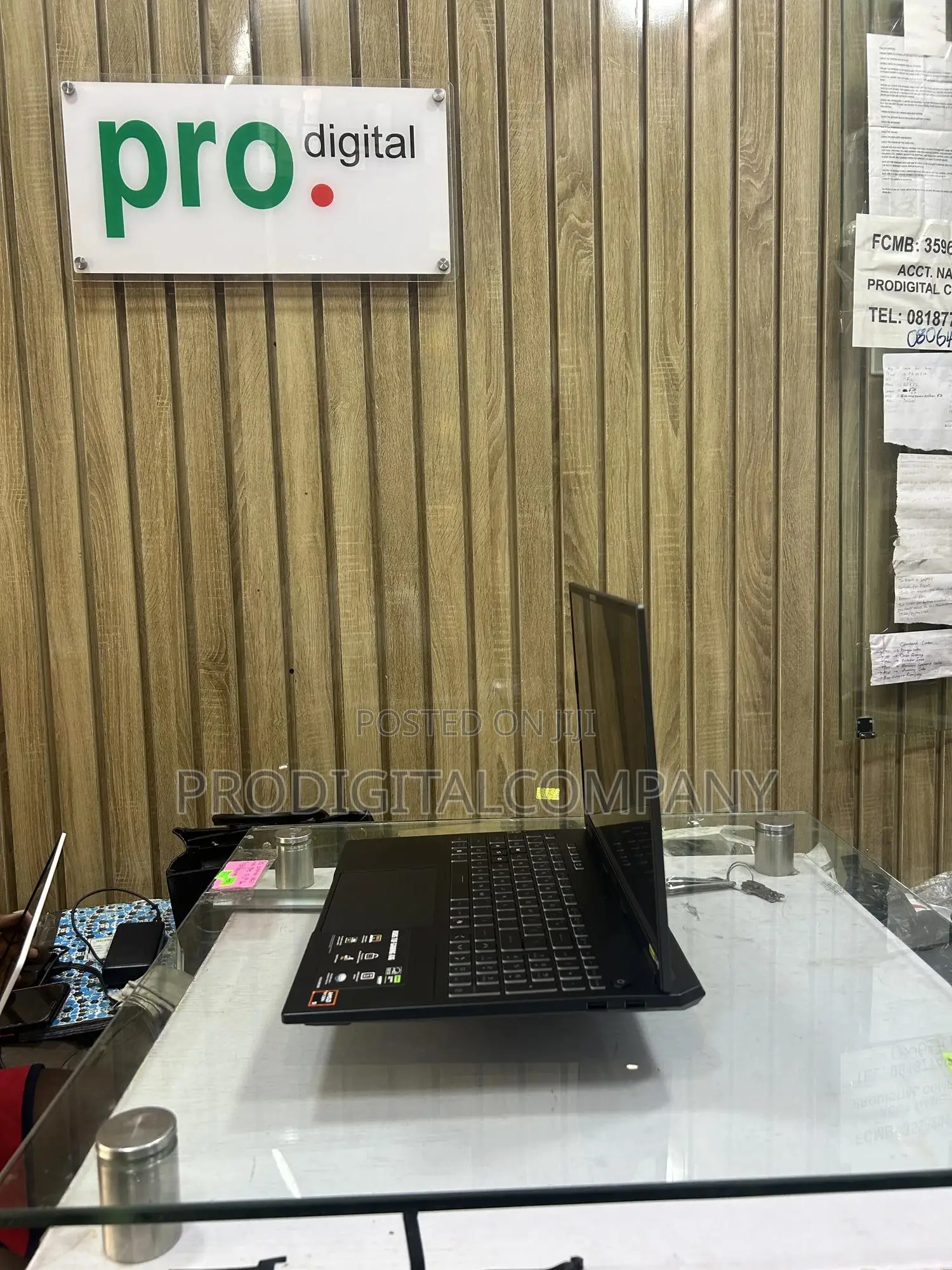 Laptop Asus TUF Gaming A16 32GB AMD Ryzen 9 SSD 1T