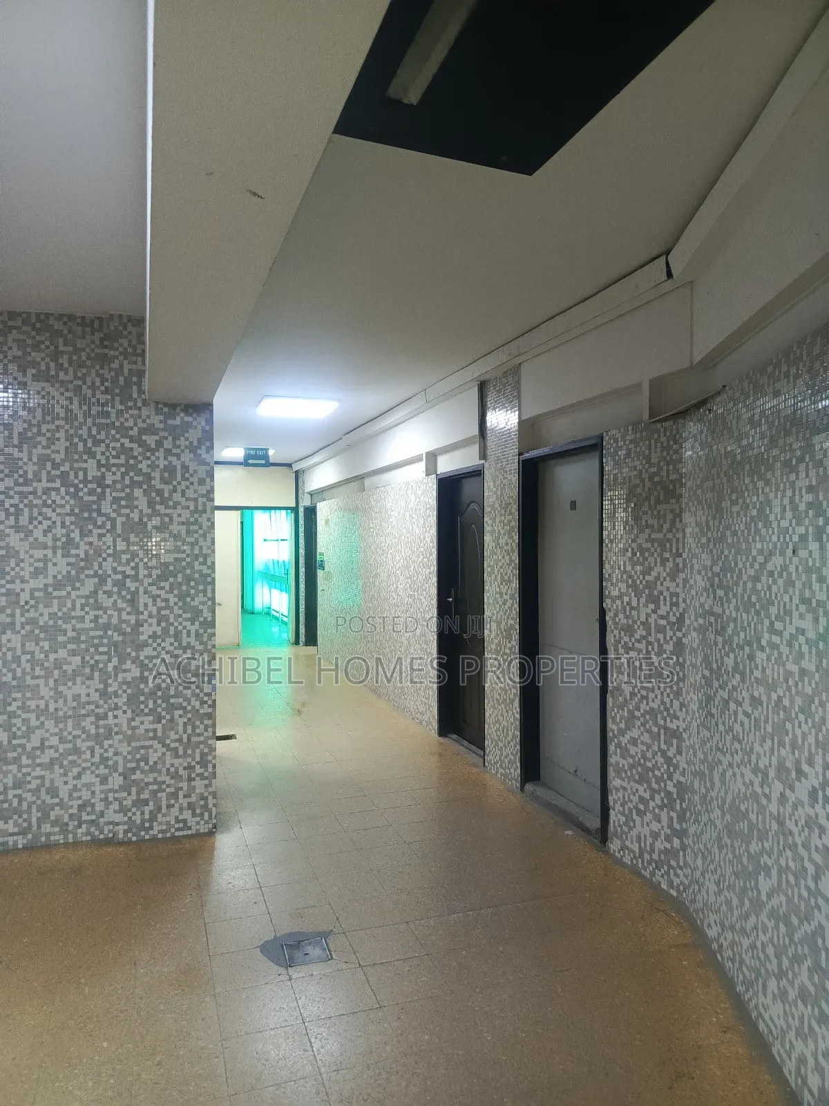 A 17 Square Meter Office Near Marina