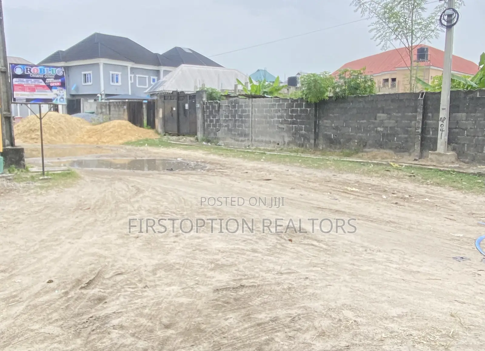 Distress Half Plot of Land Measuring 300sqm at Ogombo Ajah