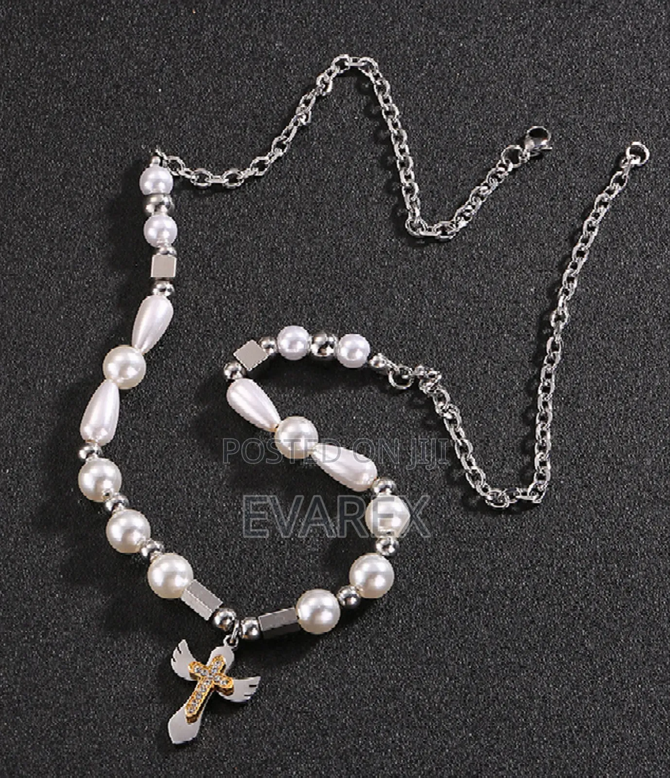 Crystal White Foreign Bid Necklace